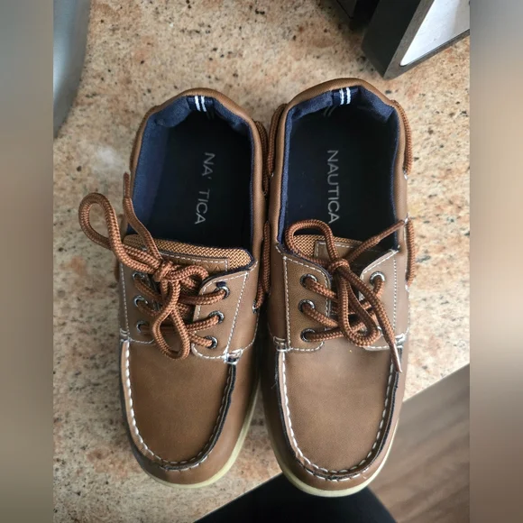 Nautica Boys Brown Boat Shoes - Picture 2 of 10